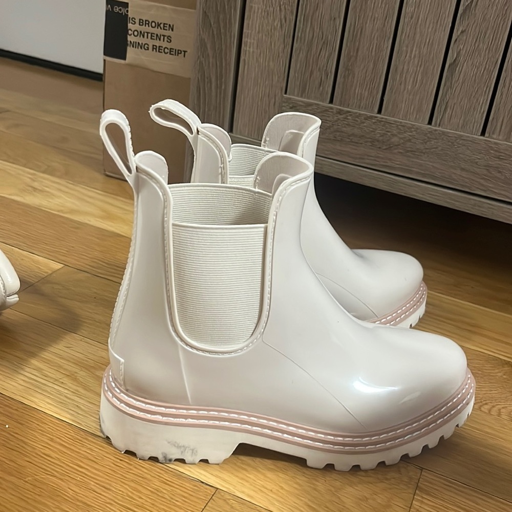Dolce Vita white rain boots